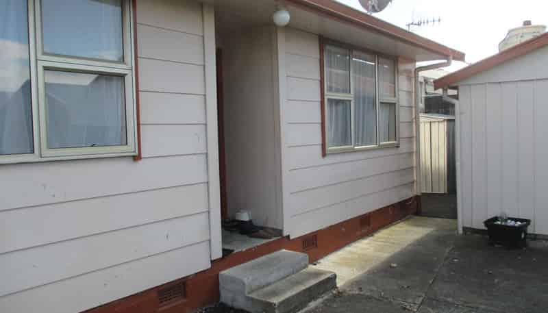 2/133A Ferguson Street, West End