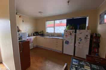 Auckland - Address withheld