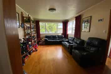 Auckland - Address withheld