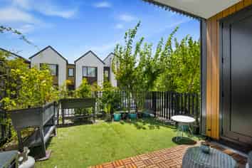 9/117 Buckley Avenue, Hobsonville