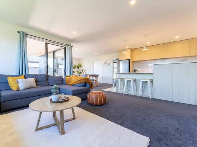12 Teiaroa Street, Waikanae