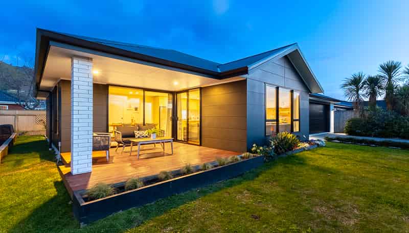 12 Teiaroa Street, Waikanae