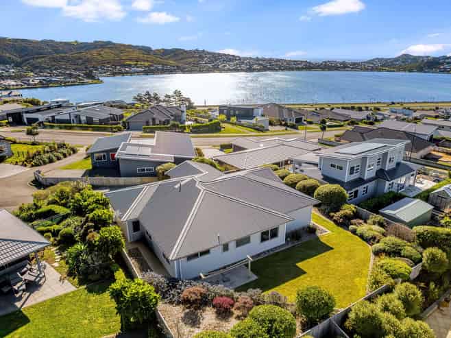 41 John Burke Drive, Aotea