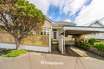 244 Rintoul Street, Berhampore