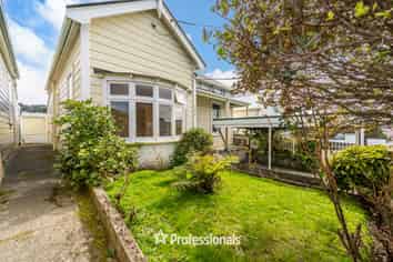 244 Rintoul Street, Berhampore