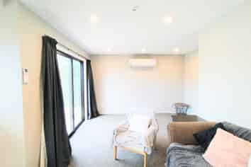 a/52 Mills Street, Saint Kilda