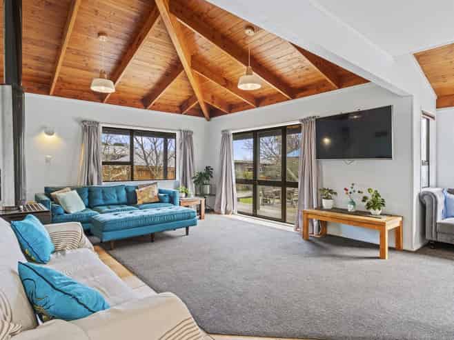 10 Angela Place, Kinloch