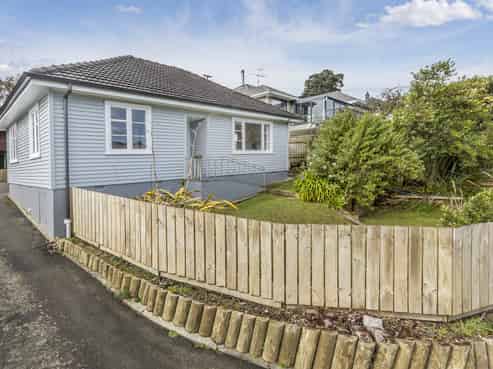 24 Duncan Street, Tawa