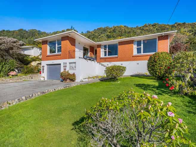 38 South Terrace, Picton