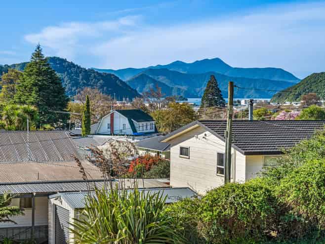 38 South Terrace, Picton