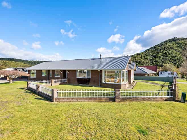 28 Ranui Street, Waikawa