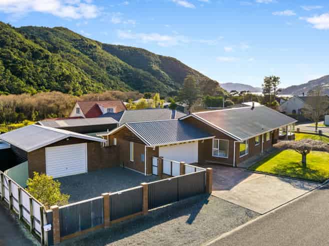 28 Ranui Street, Waikawa