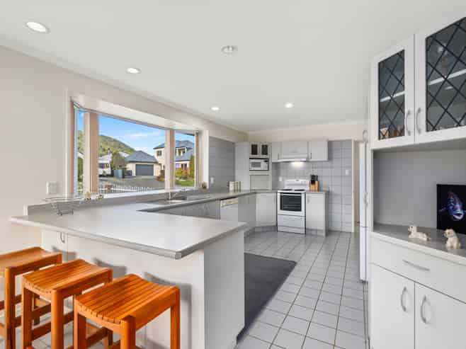 28 Ranui Street, Waikawa