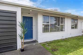 8 Rowlands Avenue, Mount Wellington