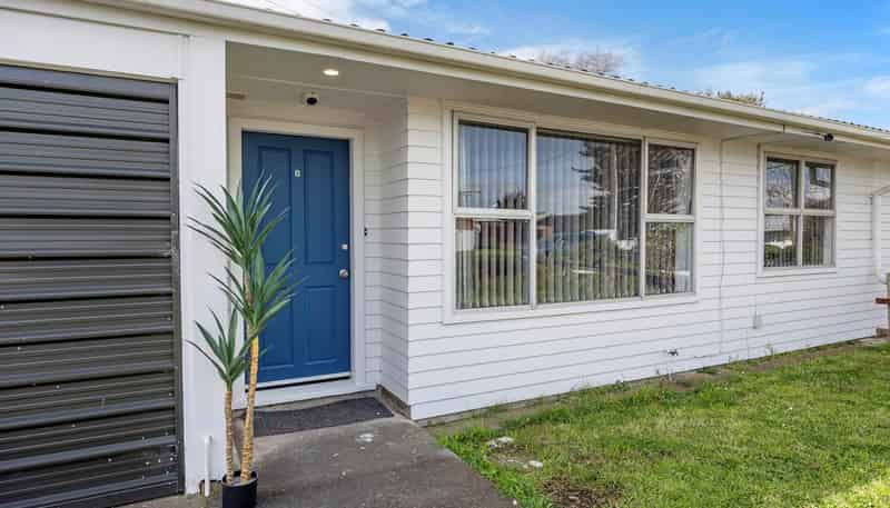 8 Rowlands Avenue, Mount Wellington
