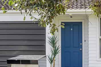 8 Rowlands Avenue, Mount Wellington