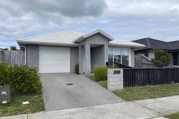74 Union Drive, Papamoa