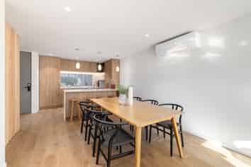 2/979 Colombo Street, Saint Albans