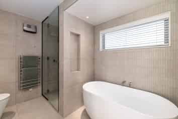 2/979 Colombo Street, Saint Albans