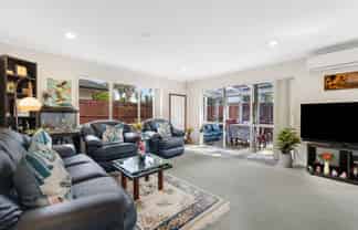 87 Golfland Drive, Golflands