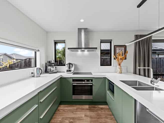 11 Kotua Street, Woodend