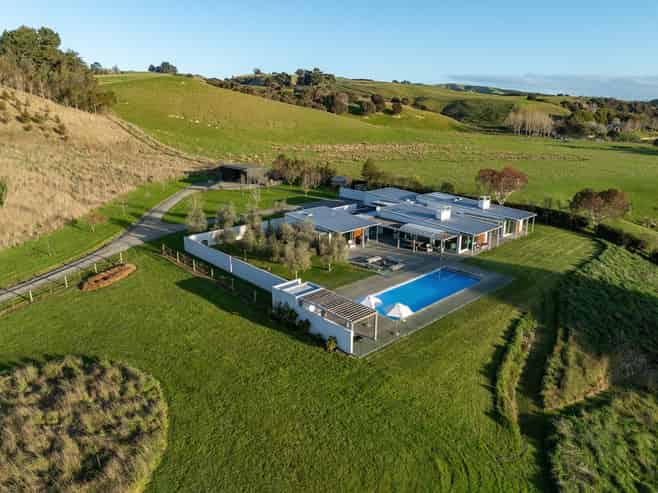 752D Ponatahi Road, Martinborough