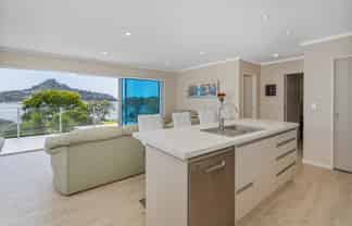 169 Main Road, Tairua