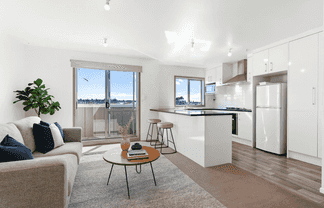 95s Felton Mathew Avenue, Saint Johns