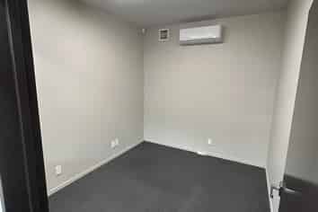 Versatile Industrial Unit Available