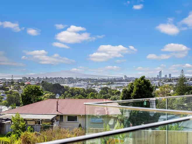 305/553C Glenfield Road , Glenfield