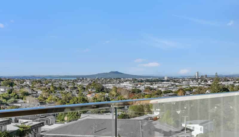 305/553C Glenfield Road , Glenfield