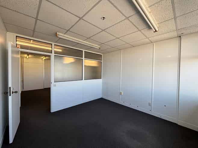 First Floor Office in Burnside