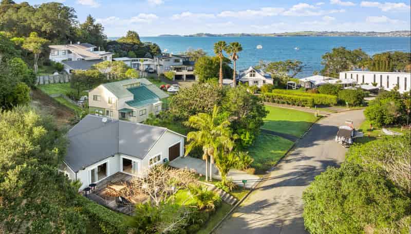 57 Buckleton Road, Tawharanui Peninsula