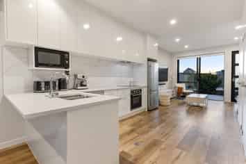 14 Matakohe Road, Westgate