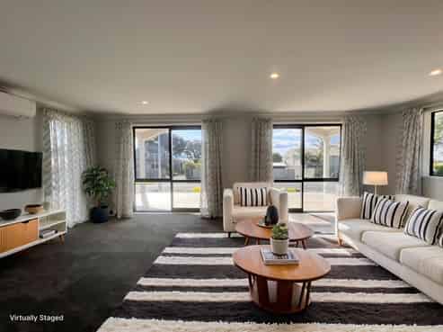 14 Torkar Road, Clarks Beach