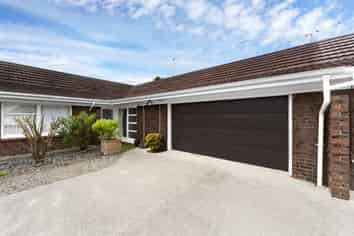 2/56 Great South Road, Papatoetoe