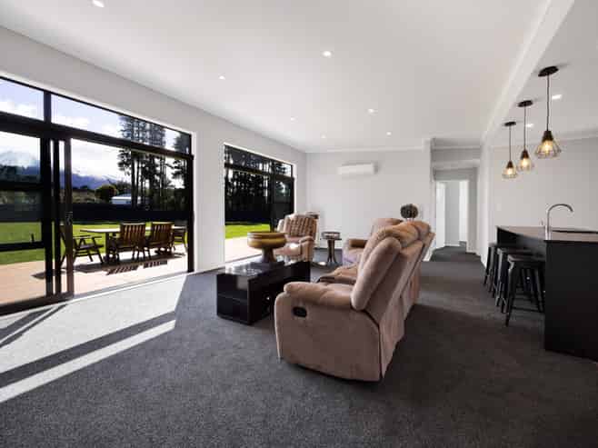 1108 Upper Rowan Road, Mahoe