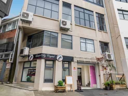 Prime Office and Residential building for Sale