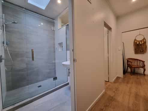 Prime Office and Residential building for Sale