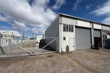 Secure Industrial Unit & Yard