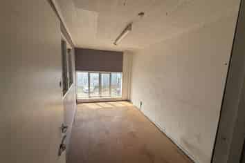Secure Industrial Unit & Yard