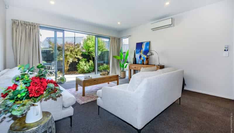 2/89 Poulson Street, Addington