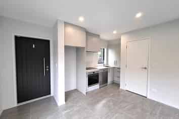 10/47 Awaroa Road, Sunnyvale