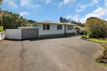 25 Crawford Crescent, Kamo