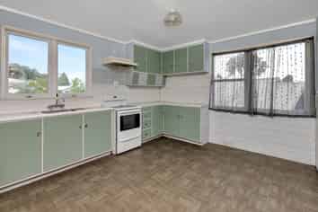 25 Crawford Crescent, Kamo
