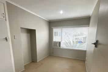 34A Taharoto Road, Takapuna