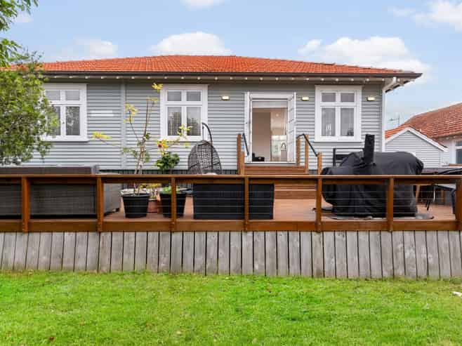 1 Cochrane Road, Hobsonville