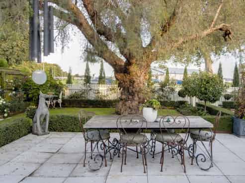 12 Farndon Road, Clive