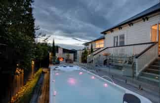 12 Farndon Road, Clive