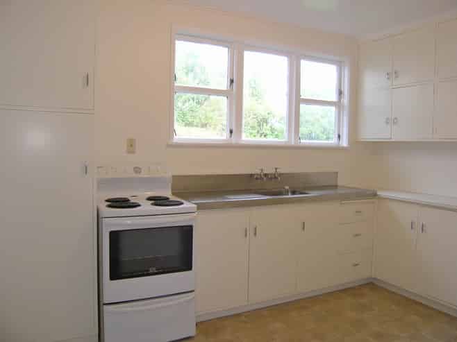 B/188 Eastern Hutt Road, Taita